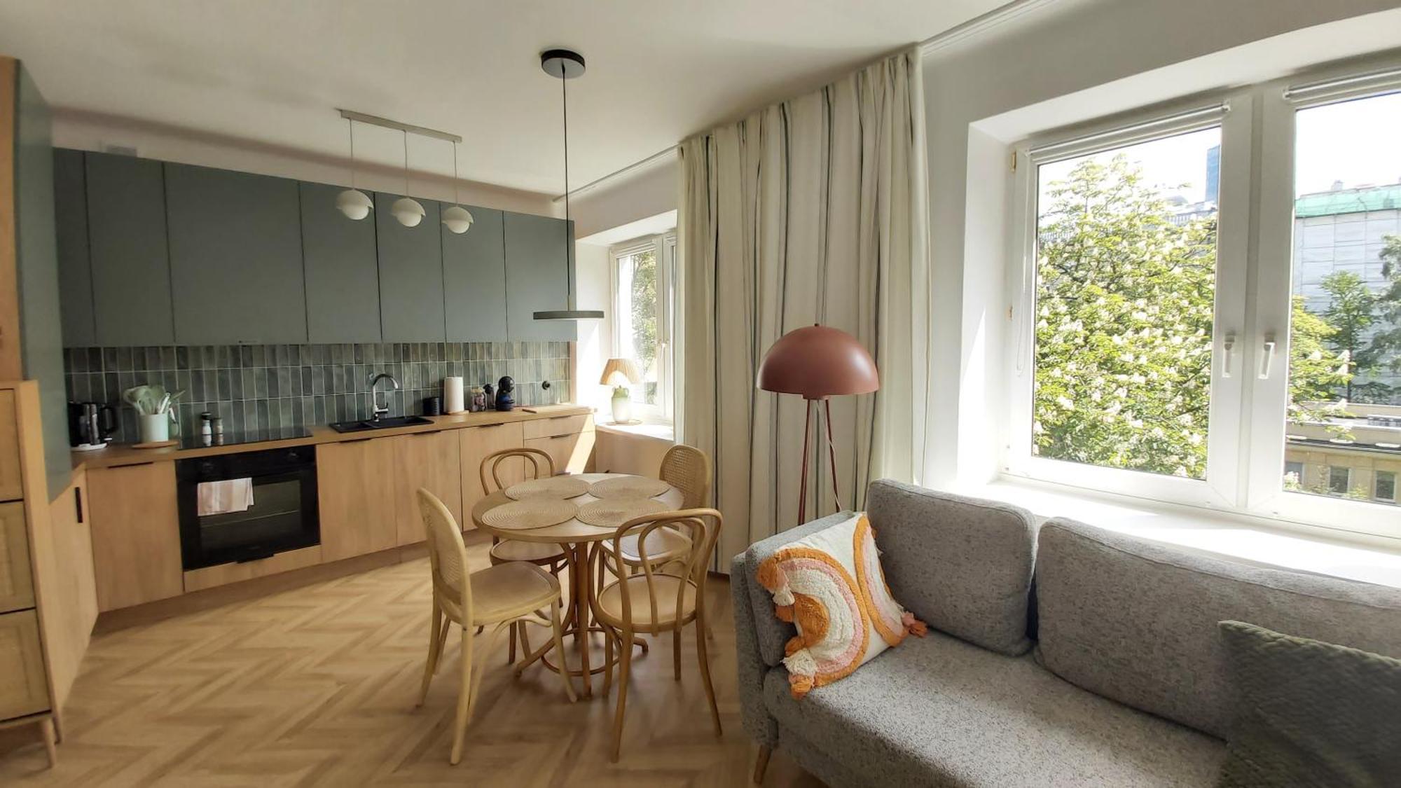 Olive Garden Center Apartment *